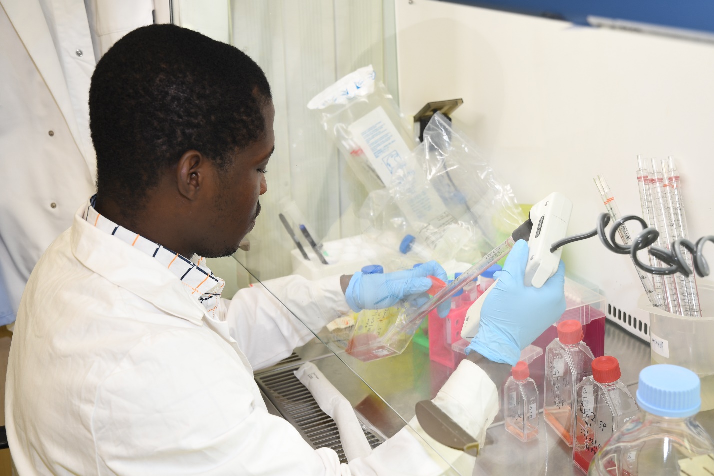 WACCBIP STUDENT SPOTLIGHT - West African Centre for Cell Biology of ...