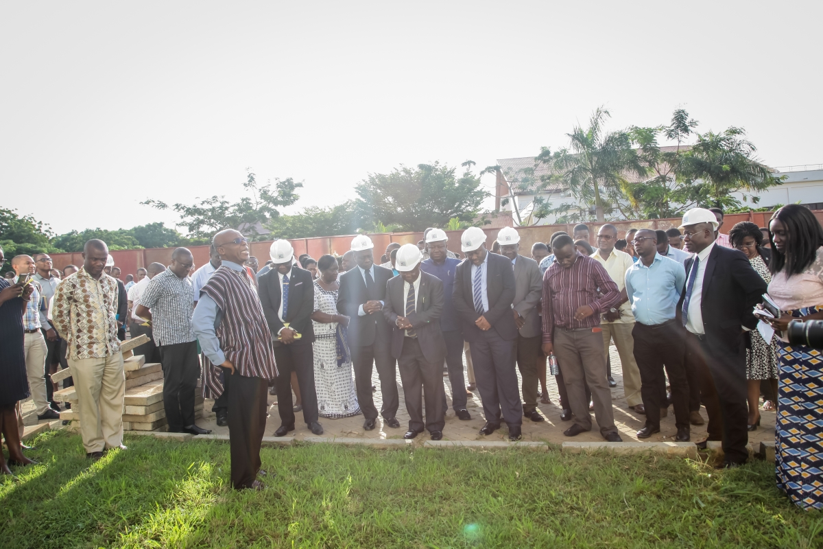 Rev Gbewonyo leading the prayer of dedication